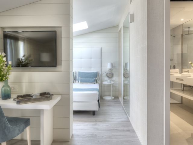 Offerte Luglio Riccione Hotel Con Piscina E Suite Hotel